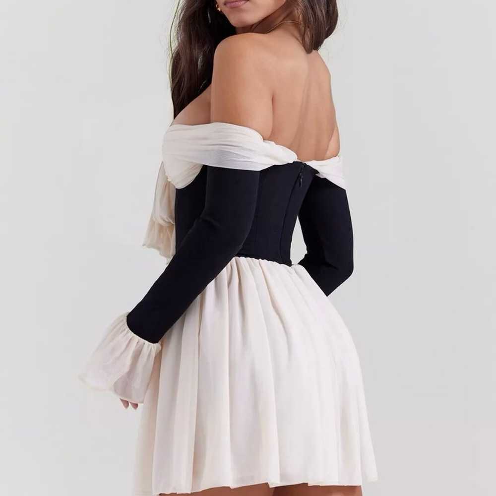 'Alana' Black & Cream Off Shoulder Dress House of… - image 2