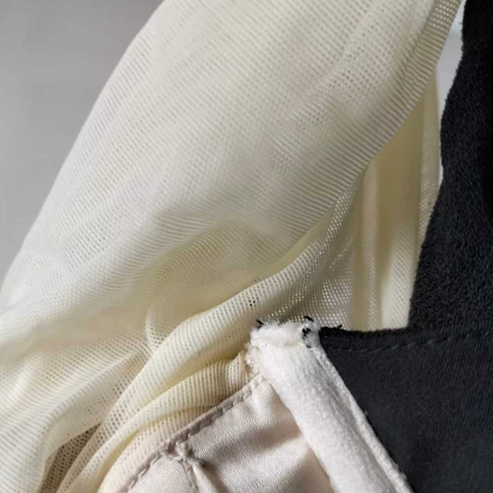 'Alana' Black & Cream Off Shoulder Dress House of… - image 5