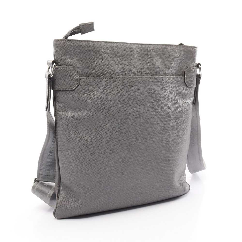 Louis Vuitton Sasha Taiga Shoulder Bag Leather Gr… - image 2