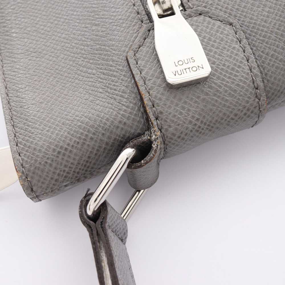 Louis Vuitton Sasha Taiga Shoulder Bag Leather Gr… - image 5