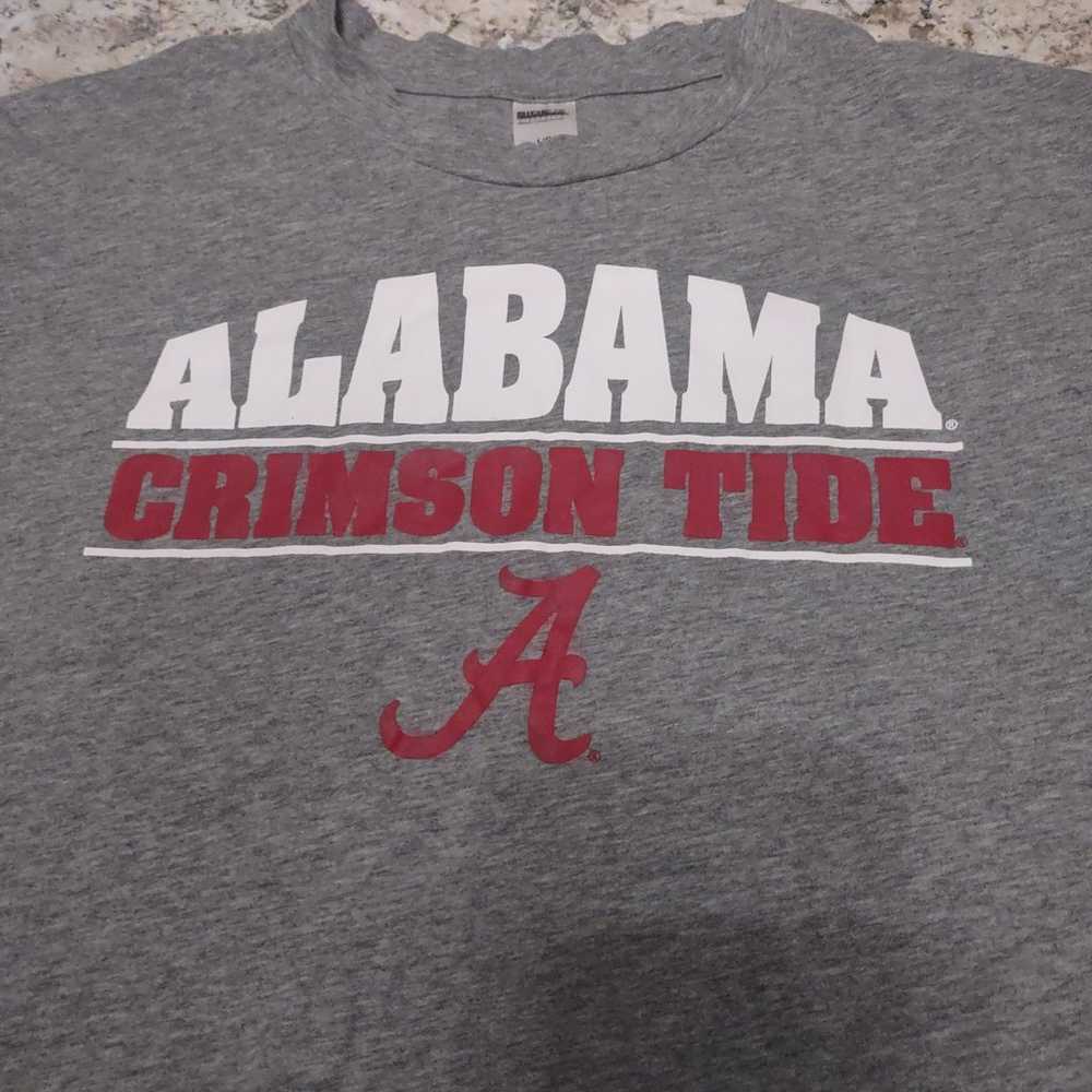 Alabama Crimson Tide Tshirt Size Large - image 2