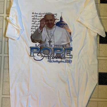 Pope Francis t-shirt size M medium on Delta tag - image 1