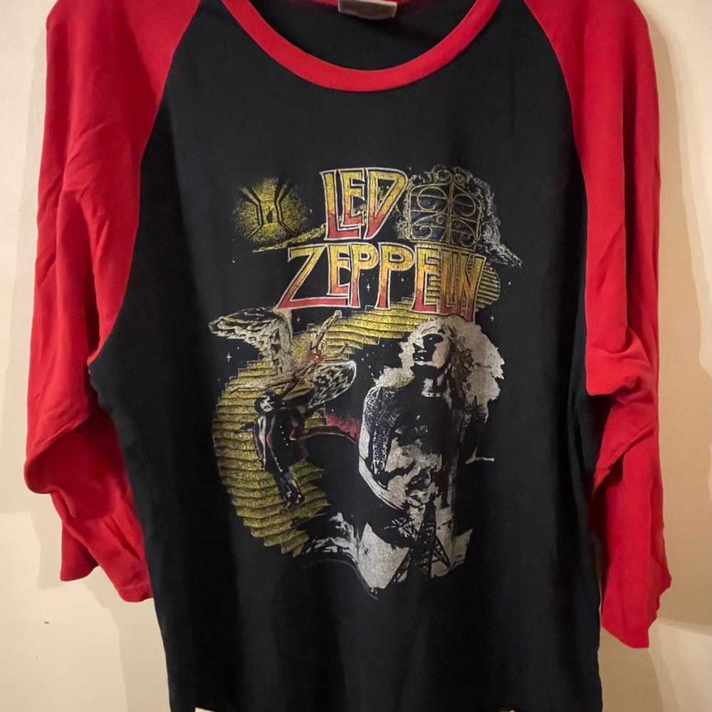 Led Zeppelin Large - image 1