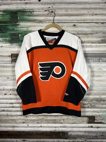 Pro Player × Vintage Vintage Philadelphia Flyers P