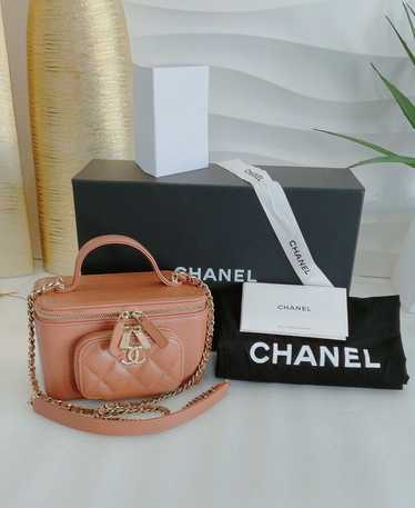 Chanel × Luxury CHANEL 23P brown caviar quilted bu