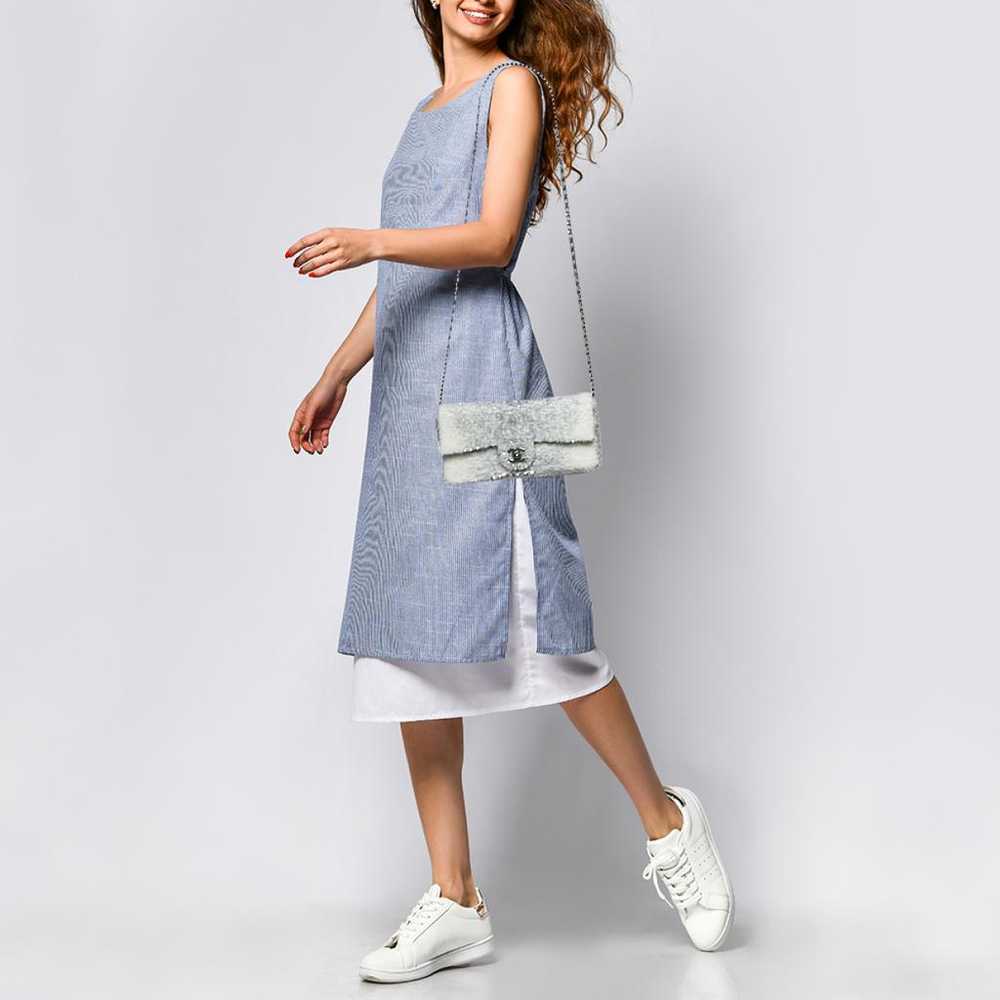 Chanel Cloth handbag - image 2