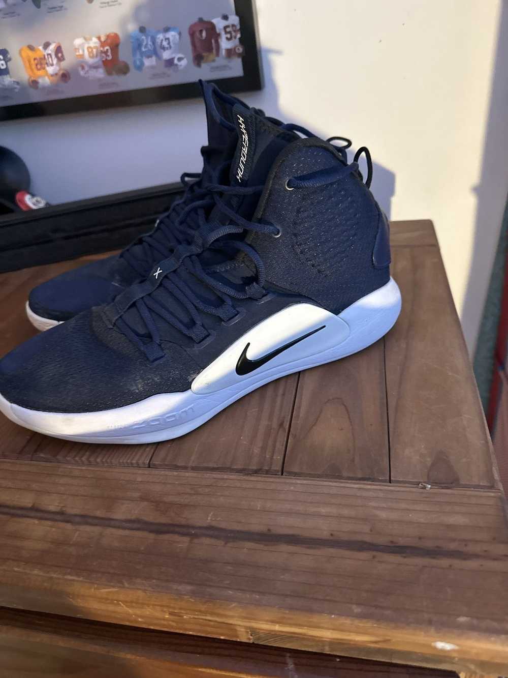 Nike Hyperdunk 2018 - image 1