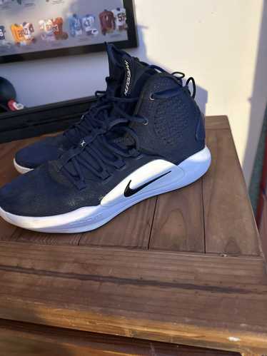 Nike Hyperdunk 2018