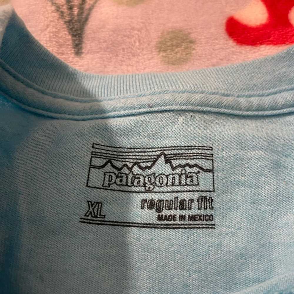 Men’s XL Patagonia Regular Fit T-Shirt - image 4