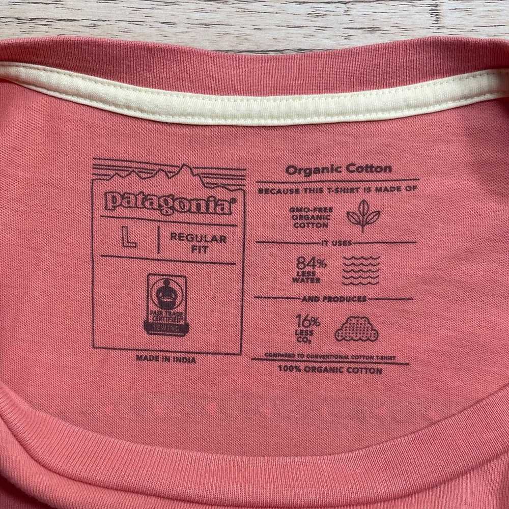 Patagonia Organic Cotton T-Shirt Tee Fitz Roy Hik… - image 4