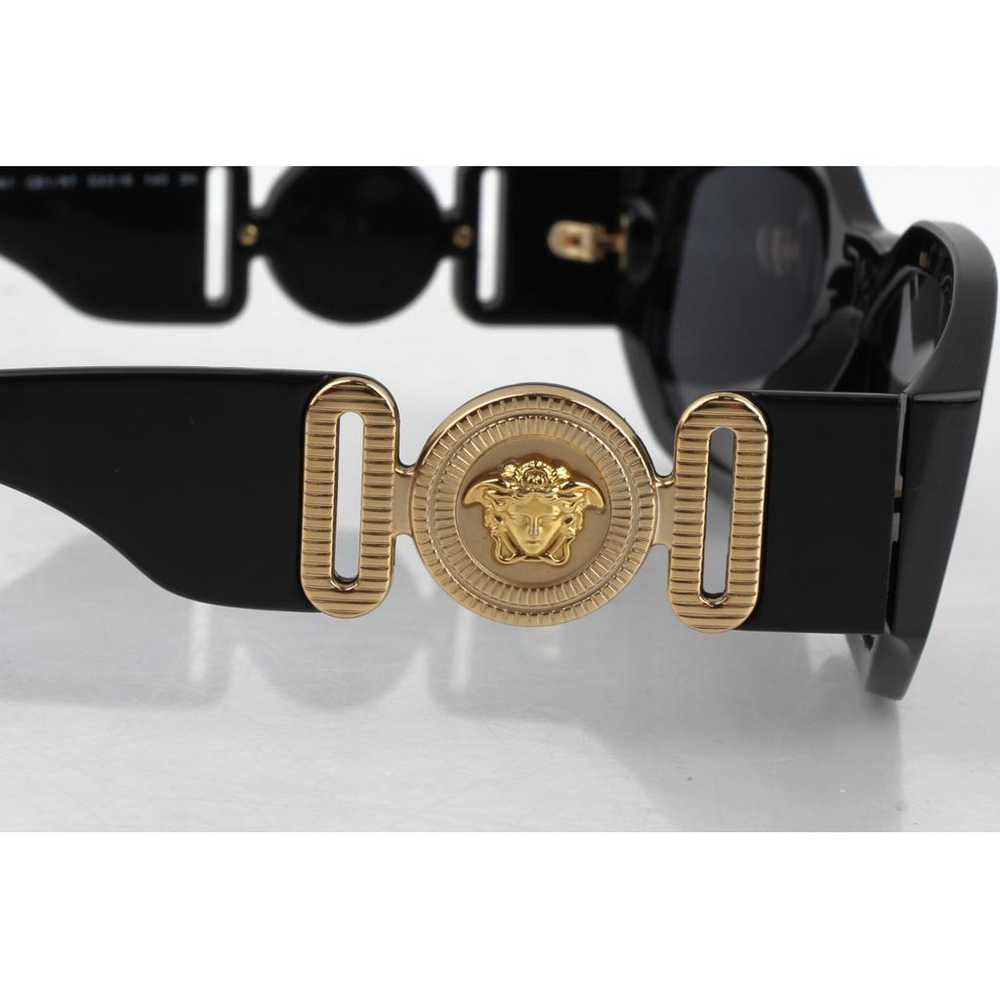 Versace Medusa Biggie sunglasses - image 7