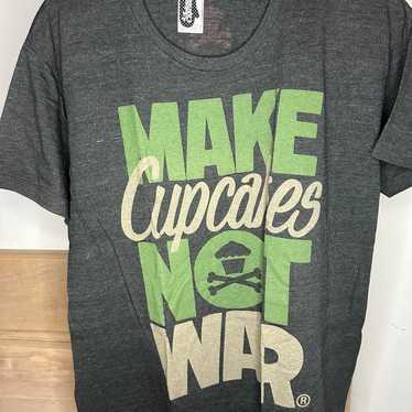 Johnny Cupcakes Make Cupcakes Not War