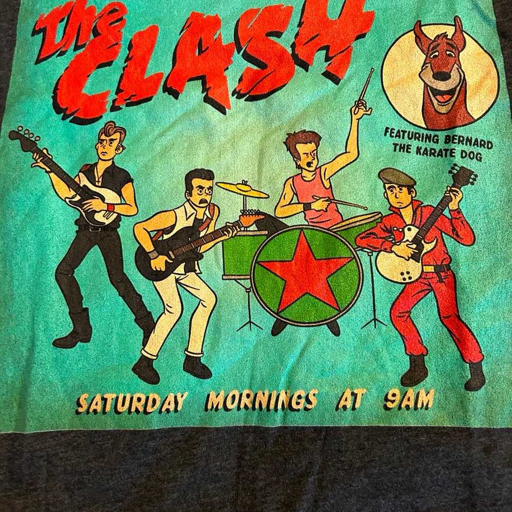 Vintage CLASH Saturday Morning Cartoon Men’s T-Sh… - image 3