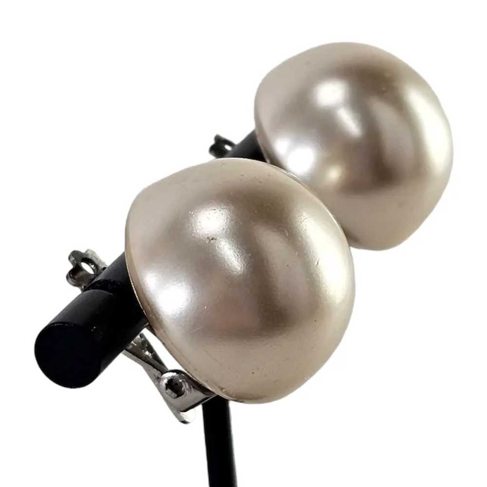 Vintage Faux Pearl Clip Button Earrings Large Pea… - image 3