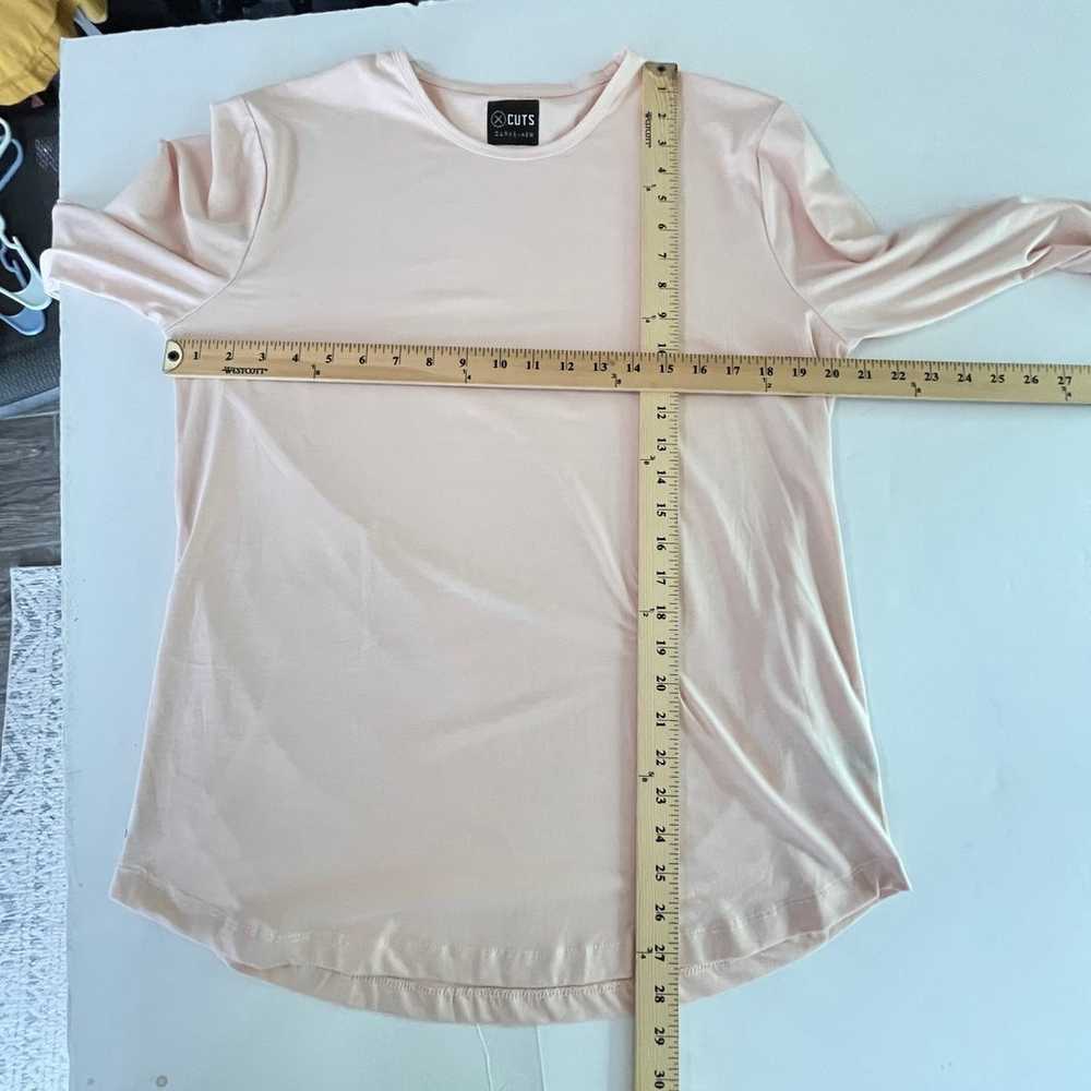 Cuts Clothing NEW AO Curve-Hem Long Sleeve T-Shir… - image 6