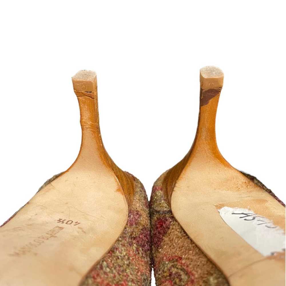 Manolo Blahnik Cloth heels - image 7