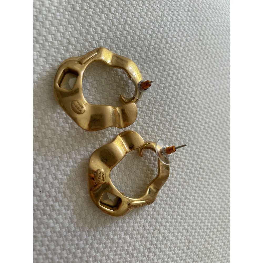 Oscar De La Renta Oscar de la Renta earrings gold… - image 3