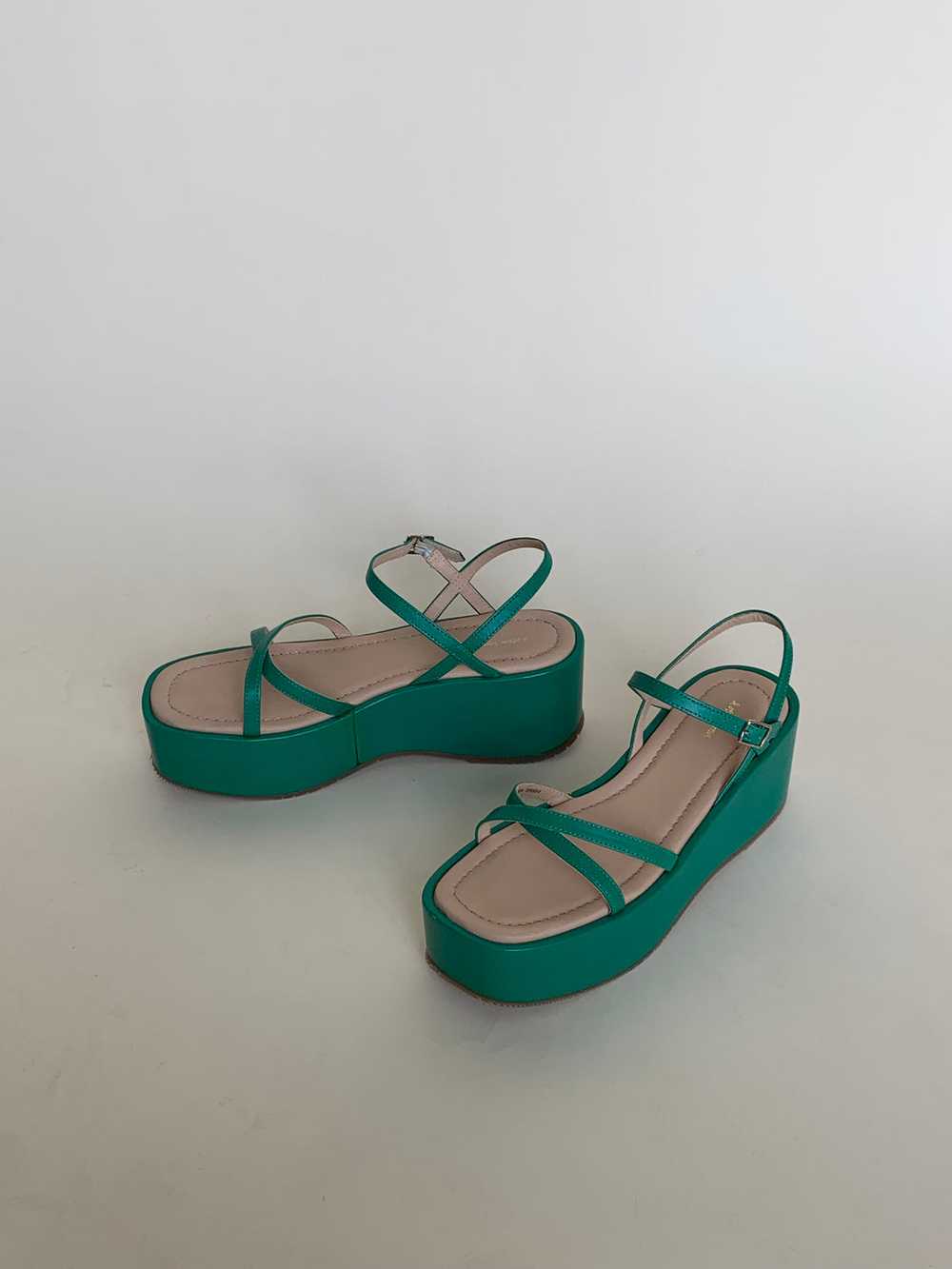 Green platform sandals - image 1