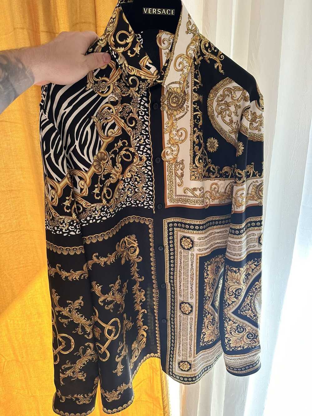 Versace Versace Signature Baroque Pattern Silk Bu… - image 3