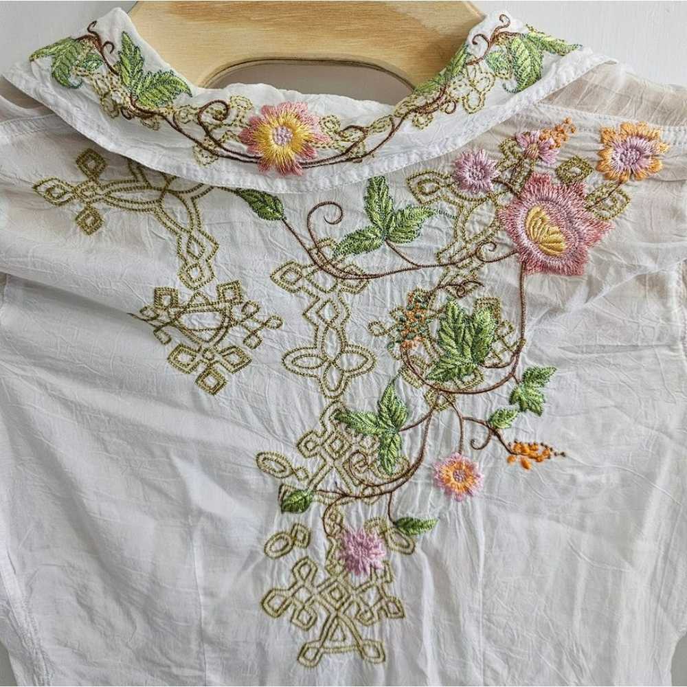 Johnny Was White Floral Embroidered Sheer Longsle… - image 6