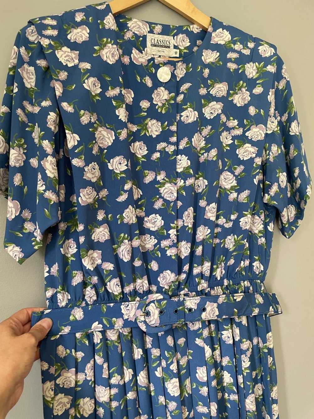Classics Floral belted dress (16) | Used,… - image 6
