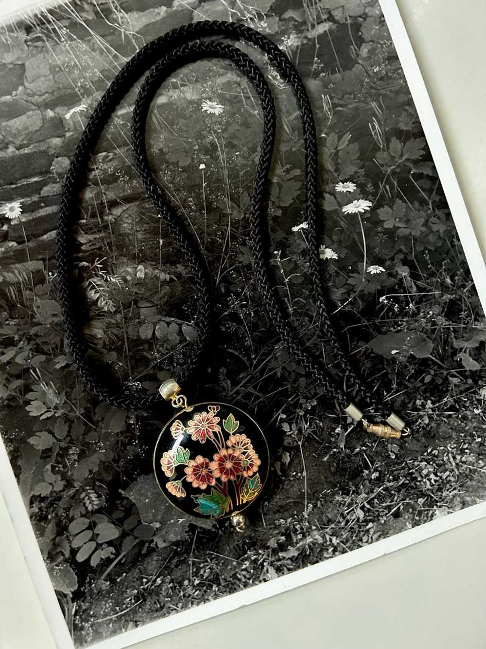 Handmade Vintage Chinese Cloissoné Necklace | Use… - image 4