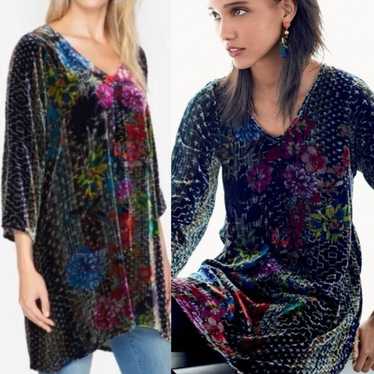 Johnny Was $208 Tappa Floral Printed Velvet Tunic… - image 1