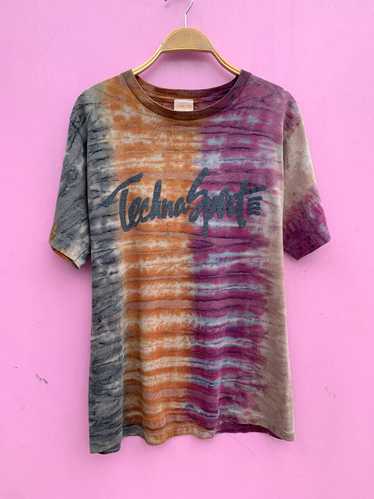 TIE DYE TECHNA SPORT GRAPHIC T SHIRT