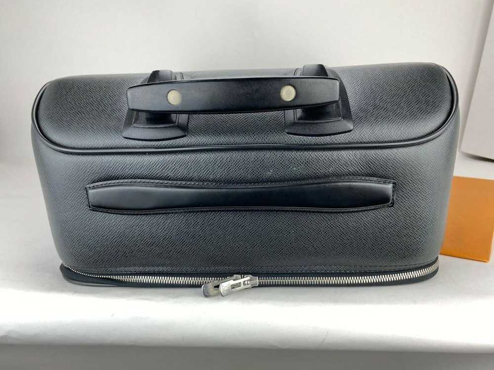 LOUIS VUITTON Luggage Taiga Pegase 60 Ardoise Rol… - image 11