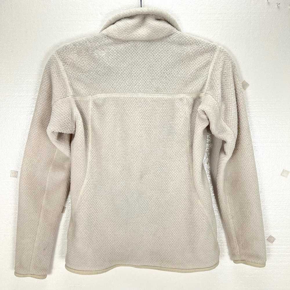Patagonia Beige Fleece Pullover Jacket Size XS - image 4