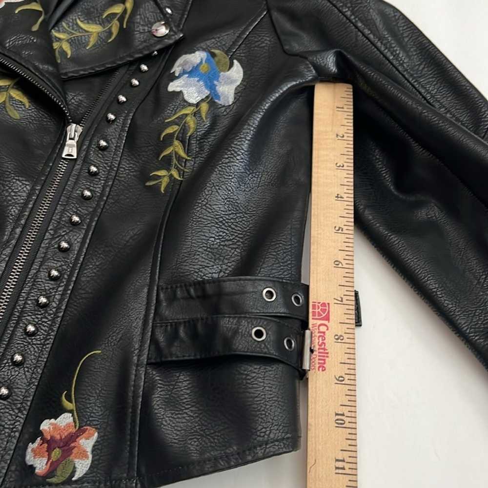 Blank NYC black vegan leather moto embroidered fl… - image 11