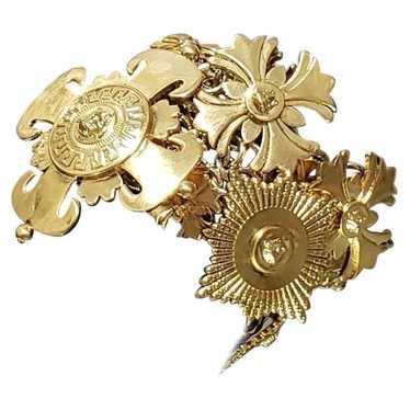 F/w 2011 VERSACE 24K VINTAGE GOLD PLATED CHARM BR… - image 1