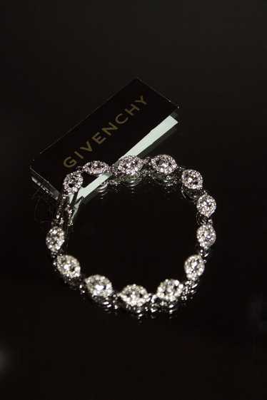 Givenchy × Luxury × Streetwear Givenchy Bracelet