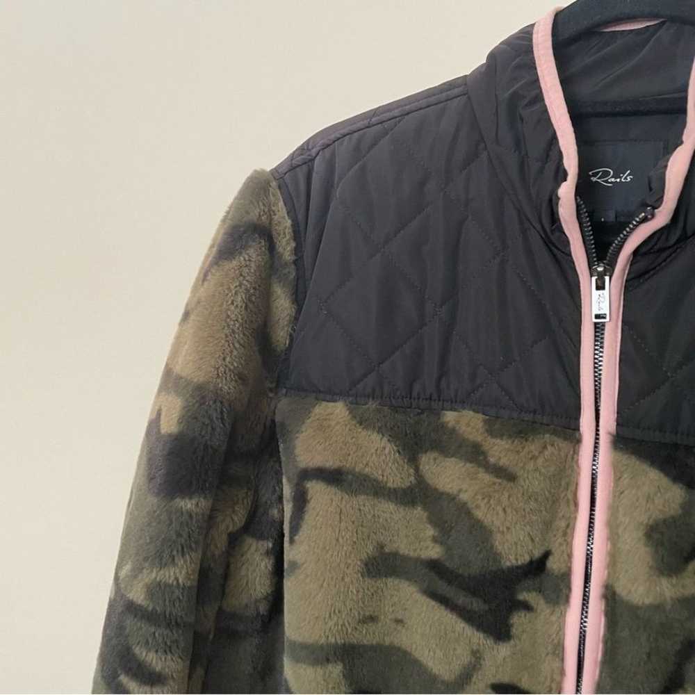 Rails Wesley Green Camo Black and Pink Zip Up Jac… - image 5