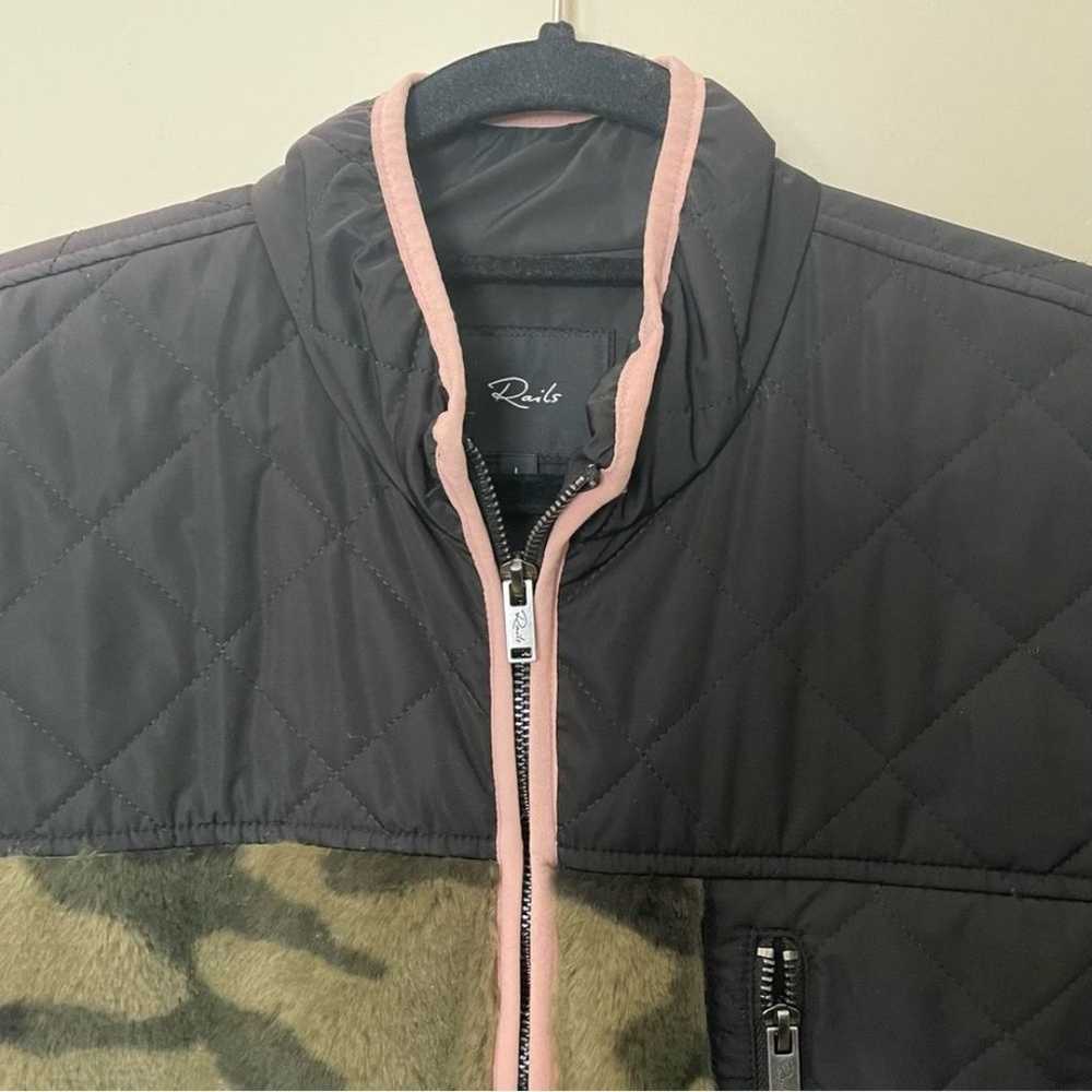 Rails Wesley Green Camo Black and Pink Zip Up Jac… - image 6