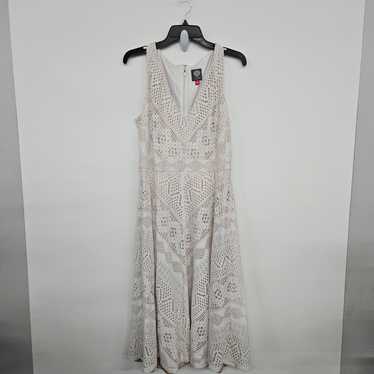 VINCE CAMUTO White Lace V Neck Sleeveless Dress