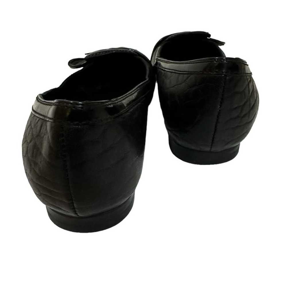 Fendi black leather point toe flat with patent bu… - image 6