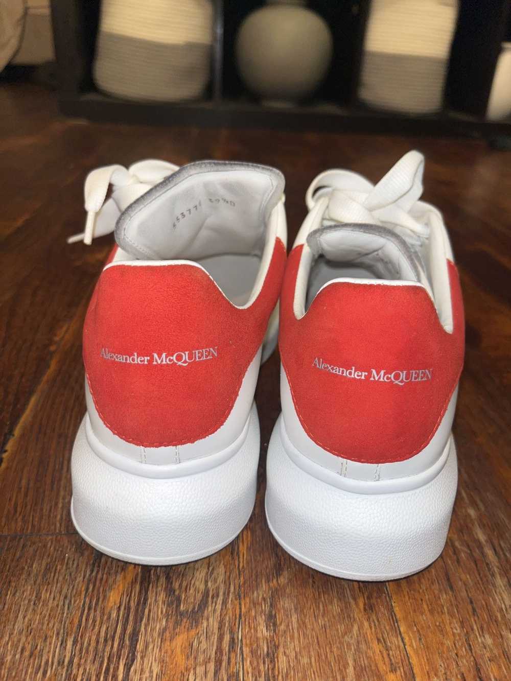 Alexander McQueen Oversize Sneaker Velour White/L… - image 4