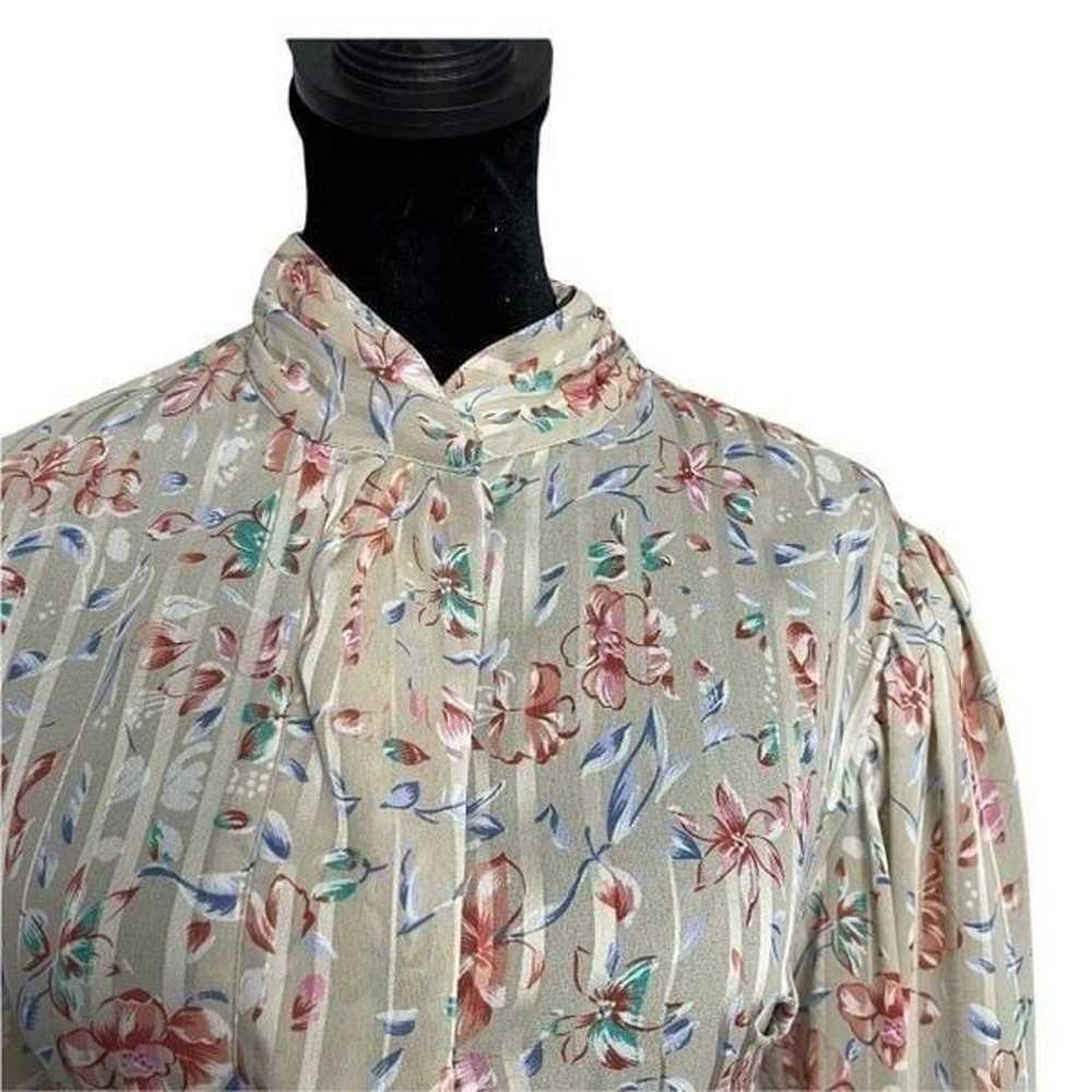 Linea V Button Up Shirt Women's 14 Multicolor Flo… - image 4