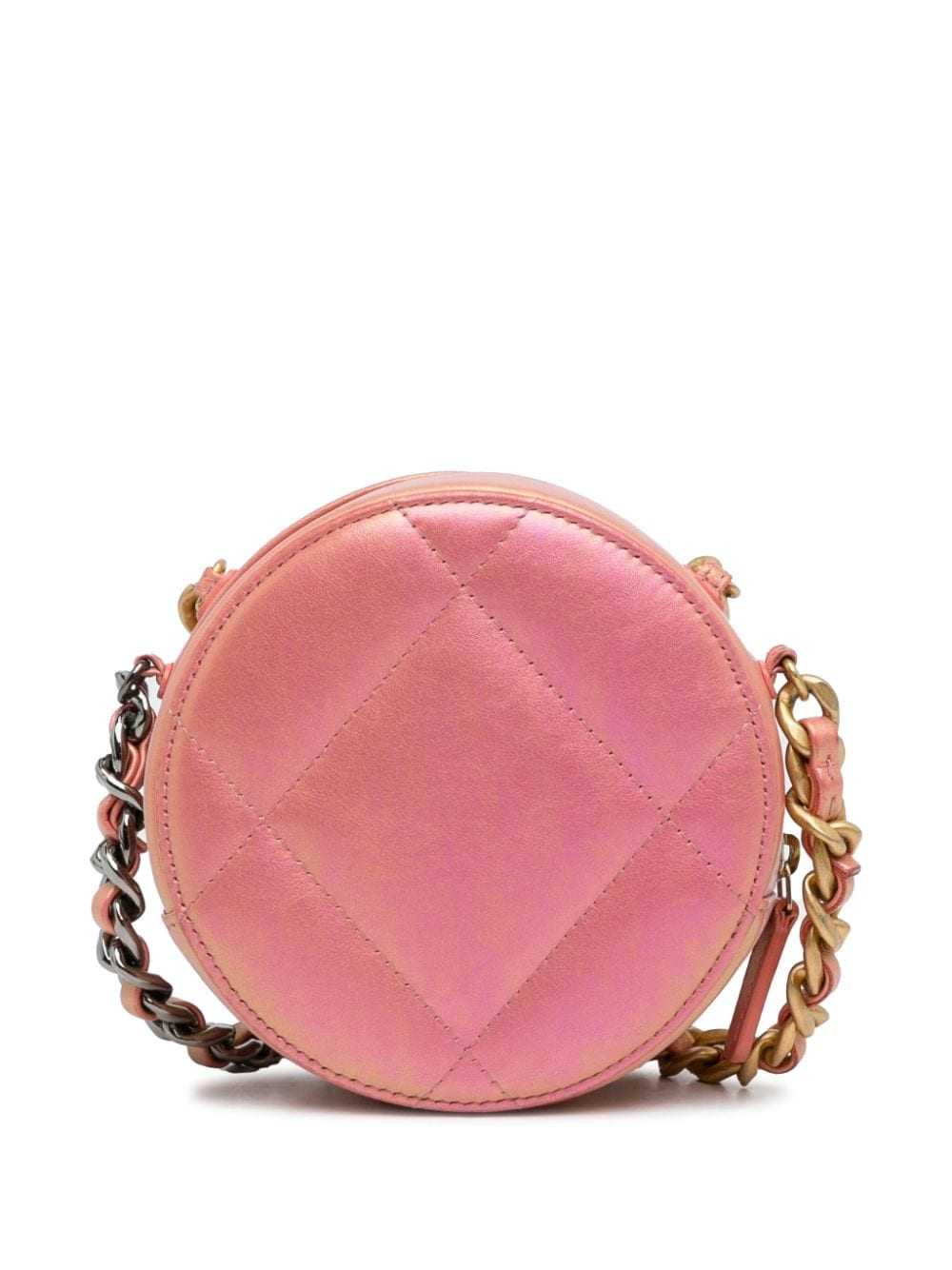 CHANEL Pre-Owned 2021 19 Round Lambskin Clutch Wi… - image 2