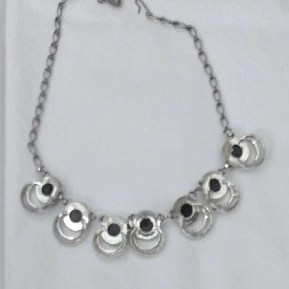Sarah Coventry 50's silver tone necklace with bla… - image 4