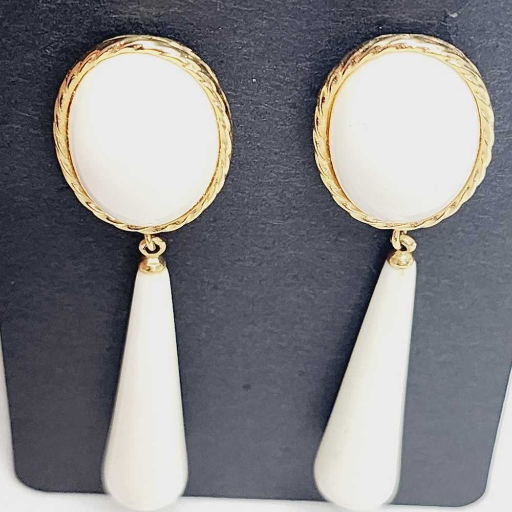 Vintage Givenchy White Tear Drop With Gold Tone S… - image 2