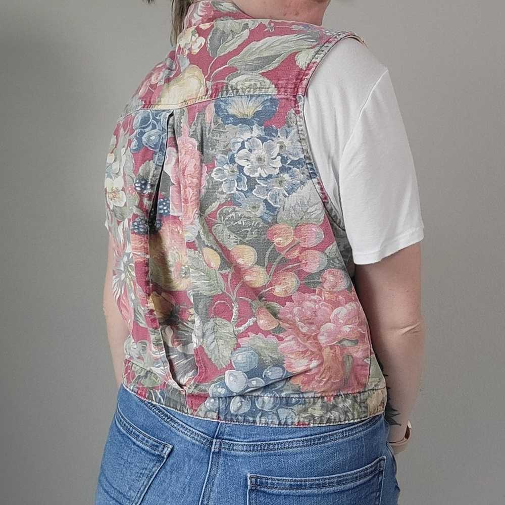 Vintage 90s Gotcha Covered Denim Floral Vest Size… - image 3