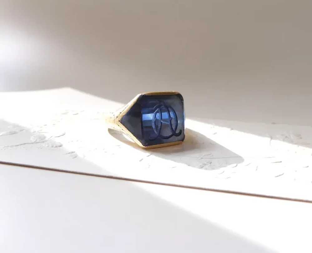 Antique 18K Yellow Gold Carved Lab Sapphire Signe… - image 8