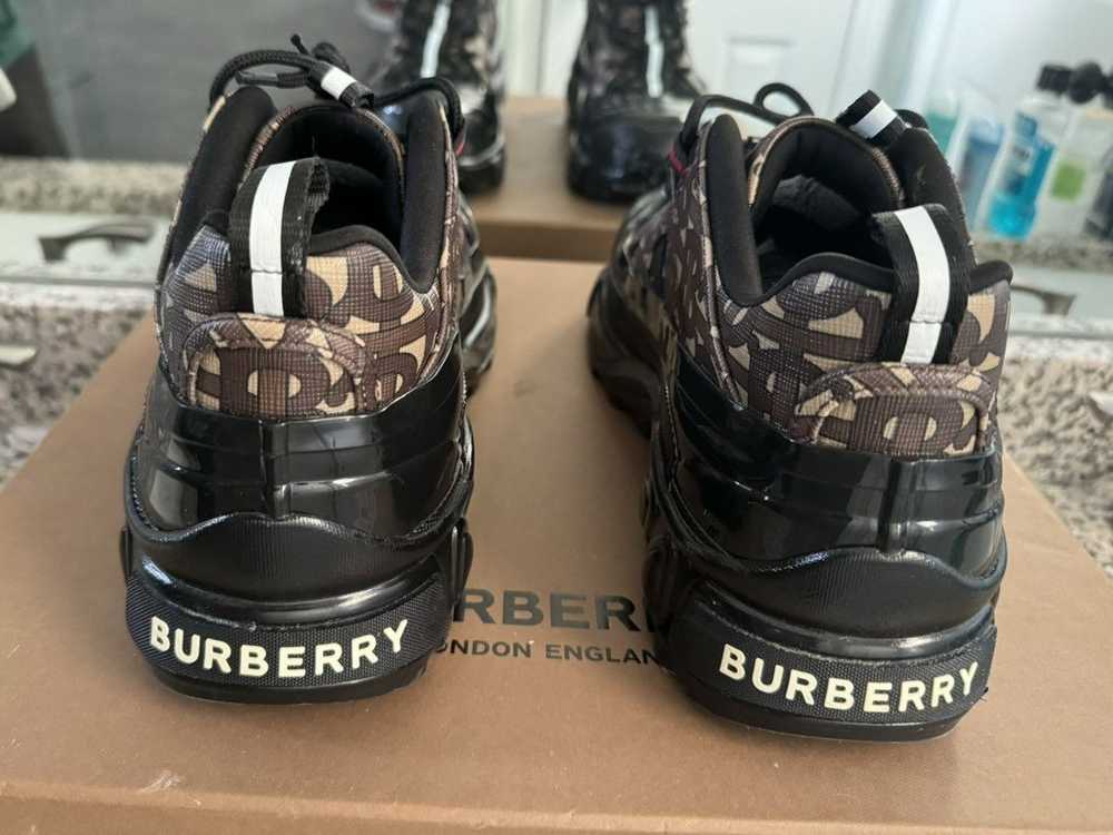 Burberry Burberry (Arthur) Low-Top Sneakers - image 4