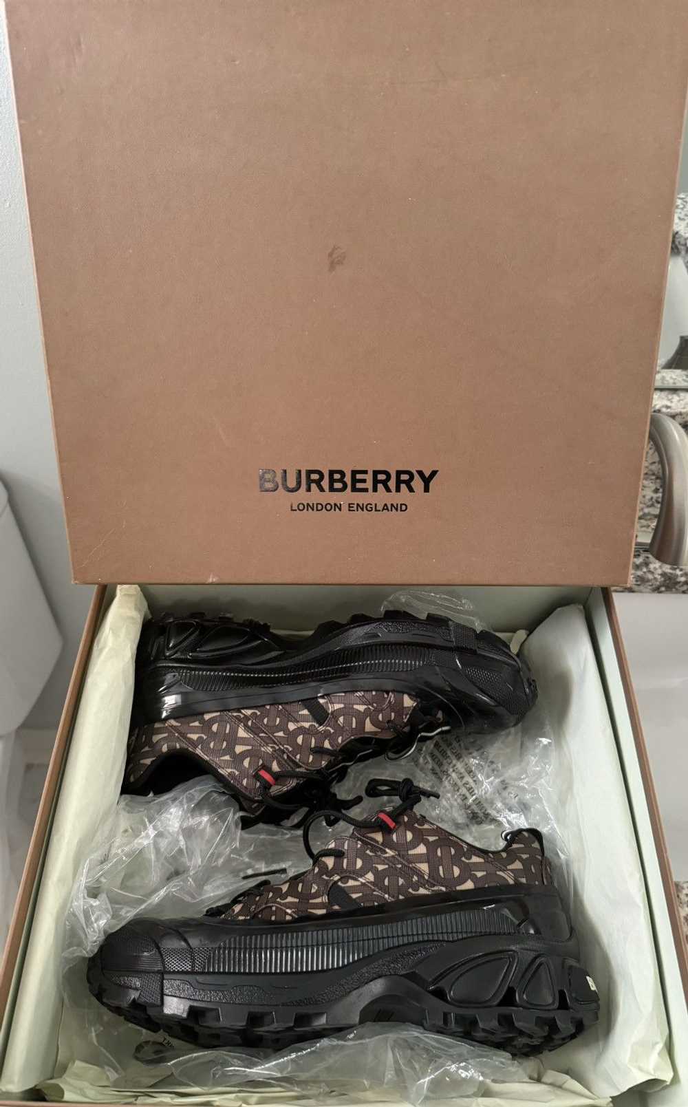 Burberry Burberry (Arthur) Low-Top Sneakers - image 9