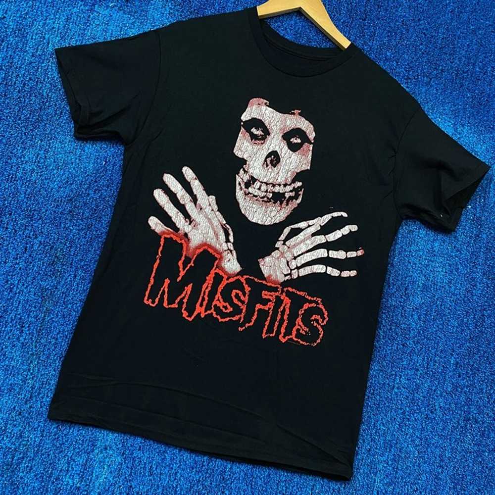 Misfits Punk T-shirt Size Medium - image 3