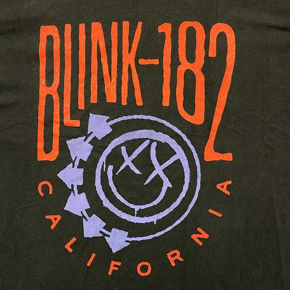 Blink 182 Rock T-shirt Size 3XL - image 2