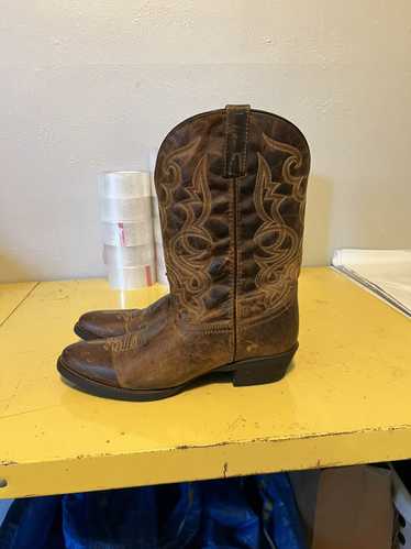Rockability × Vintage Laredo Cowboy Boots