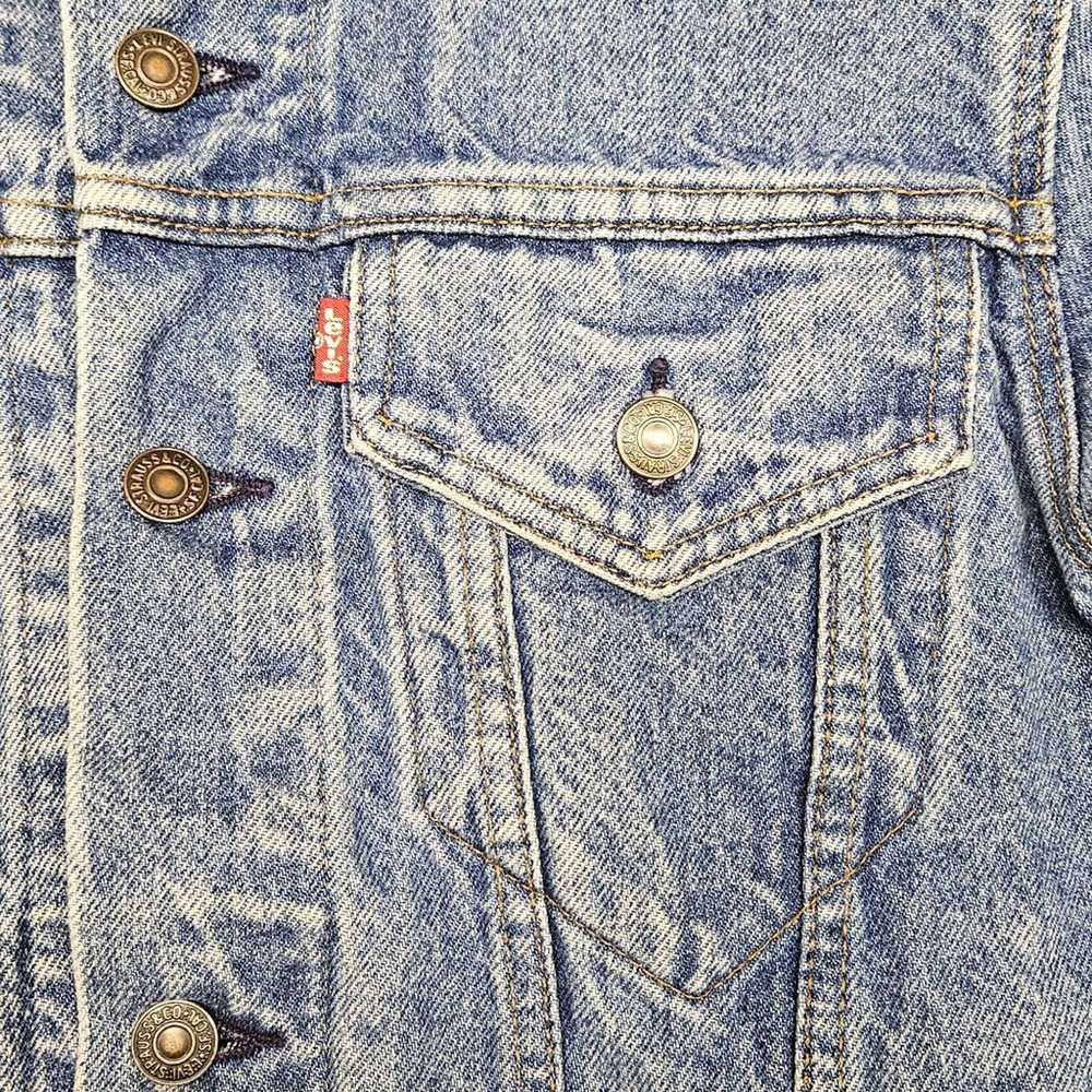 Vintage Levis Denim Jacket Type iii Size 38R truc… - image 5